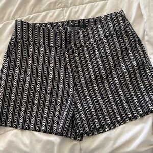 Women’s patterned shorts